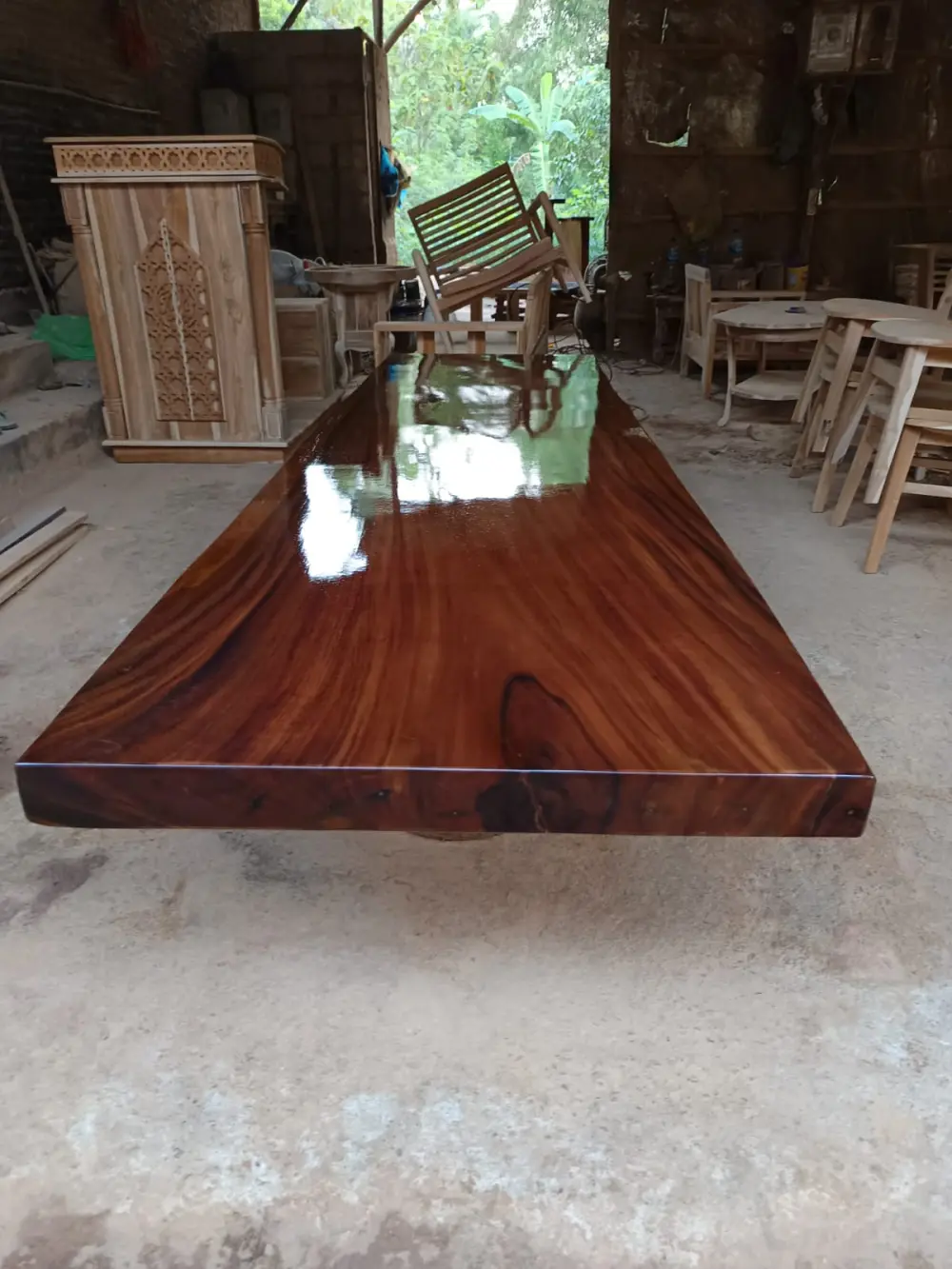 Meja Makan Solid - Meja Kafe Trembesi-  Meja Kayu Alami,- Meja Dining Table Panjang