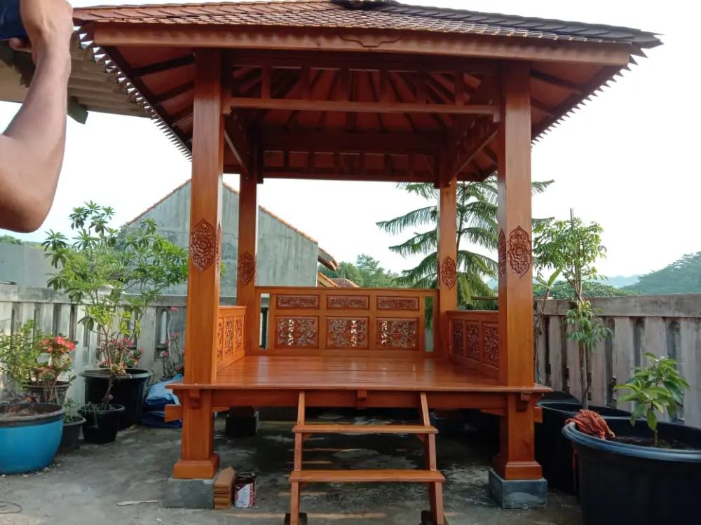 Gasebo Jati Garden Dan Taman