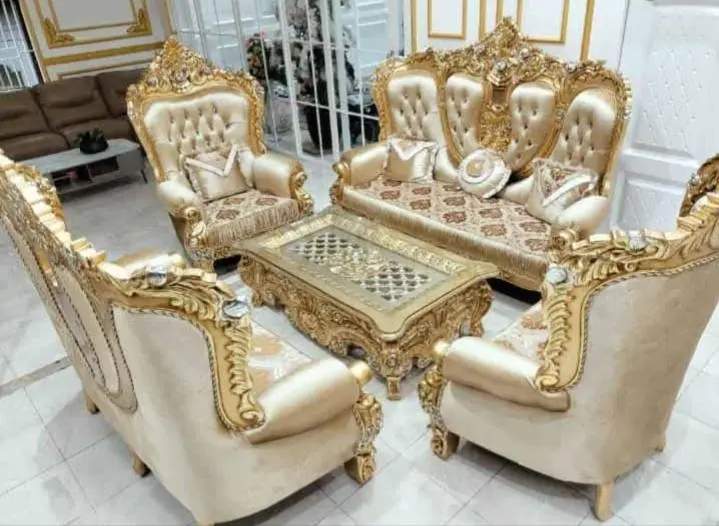 Meja Kursi Tamu Klasik Ukiran Kayu Jati Jepara Finishing Natural Mewah Lengkap Jok dan Bantal Peluk