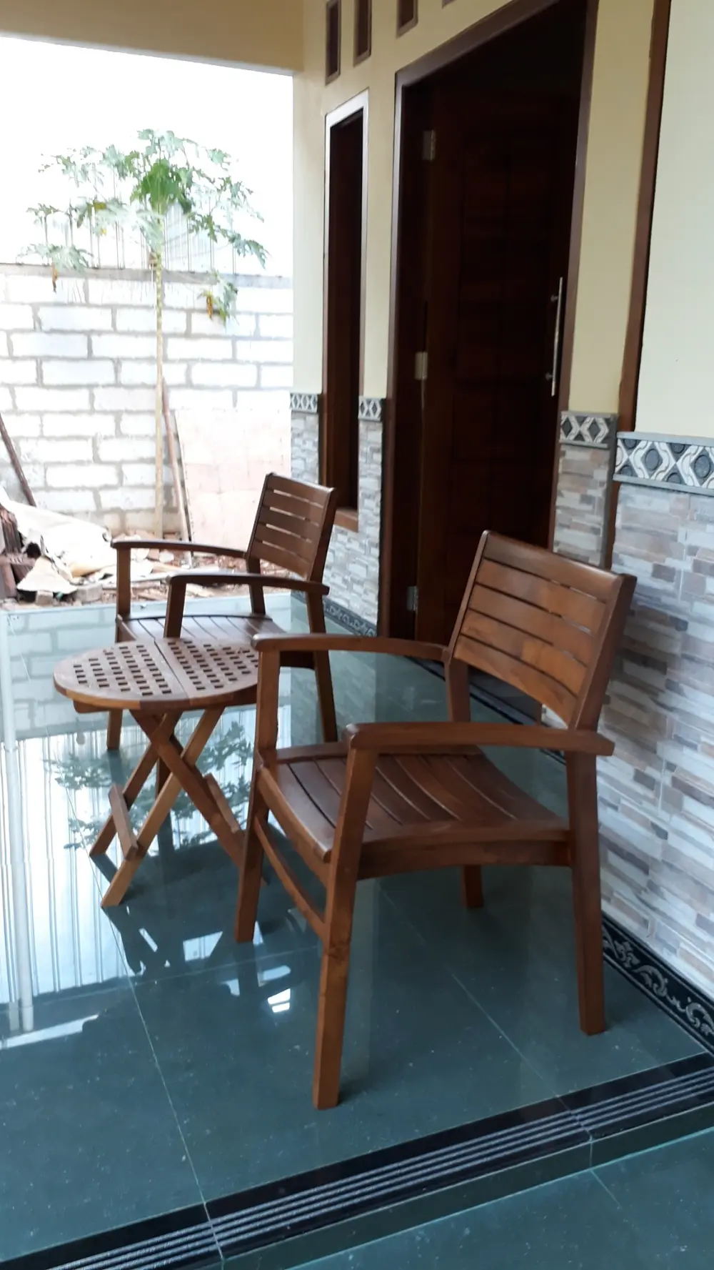 Kursi Jati Minimalis, Kursi Kayu Jati Estetik, Kursi Lengkung Minimalis, Kursi Cafe Jati