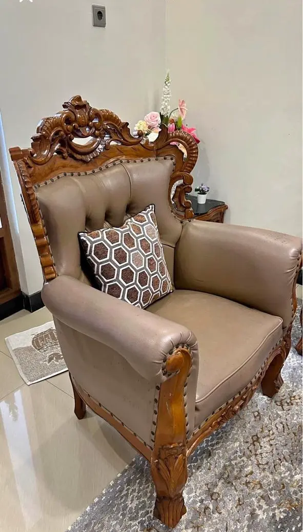 Sofa Tamu Klasik Mewah Ukiran Jepara Kayu Jati – Set Sofa Ruang Tamu Royal Luxury Full Ukir