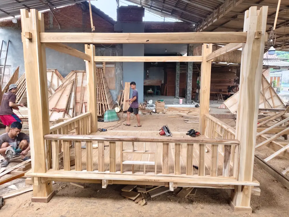 GAZEBO KAYU JATI UKIRAN MINIMALIS – GAZEBO TAMAN PREMIUM NATURAL ELEGAN