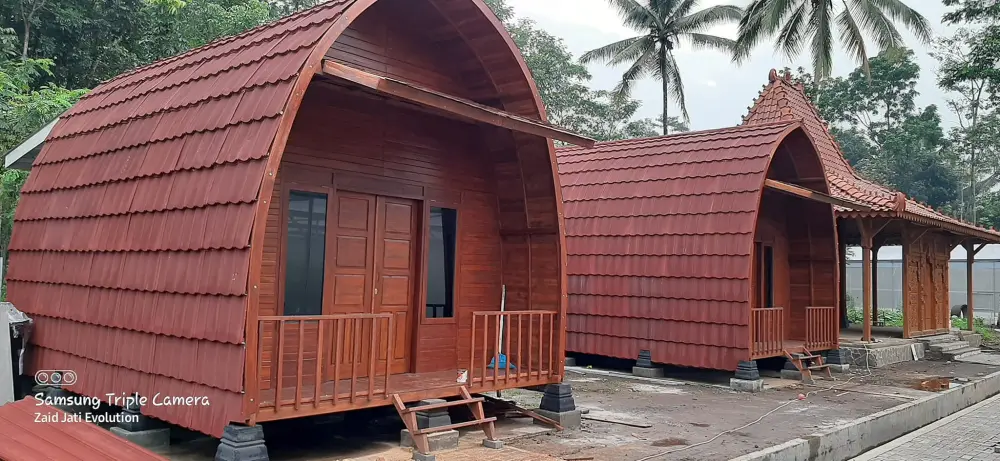 Rumah Bungalow Kayu Jati 4x6 – Hunian Estetik, Kuat & Siap Pakai