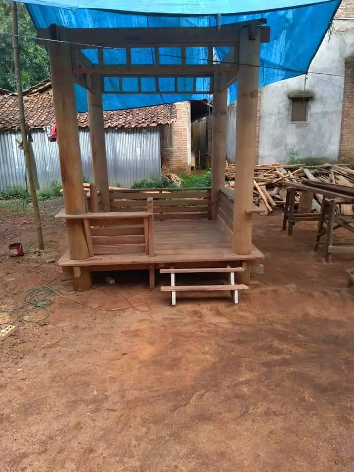 Deskripsi Produk Gazebo Pergola Kayu Kelapa Ukuran 200 x 200 cm