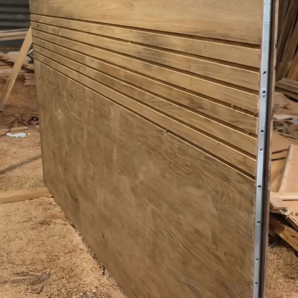 Pintu Utama Minimalis Modern Kayu Solid (Model Kisi Vertikal + Smart Lock)