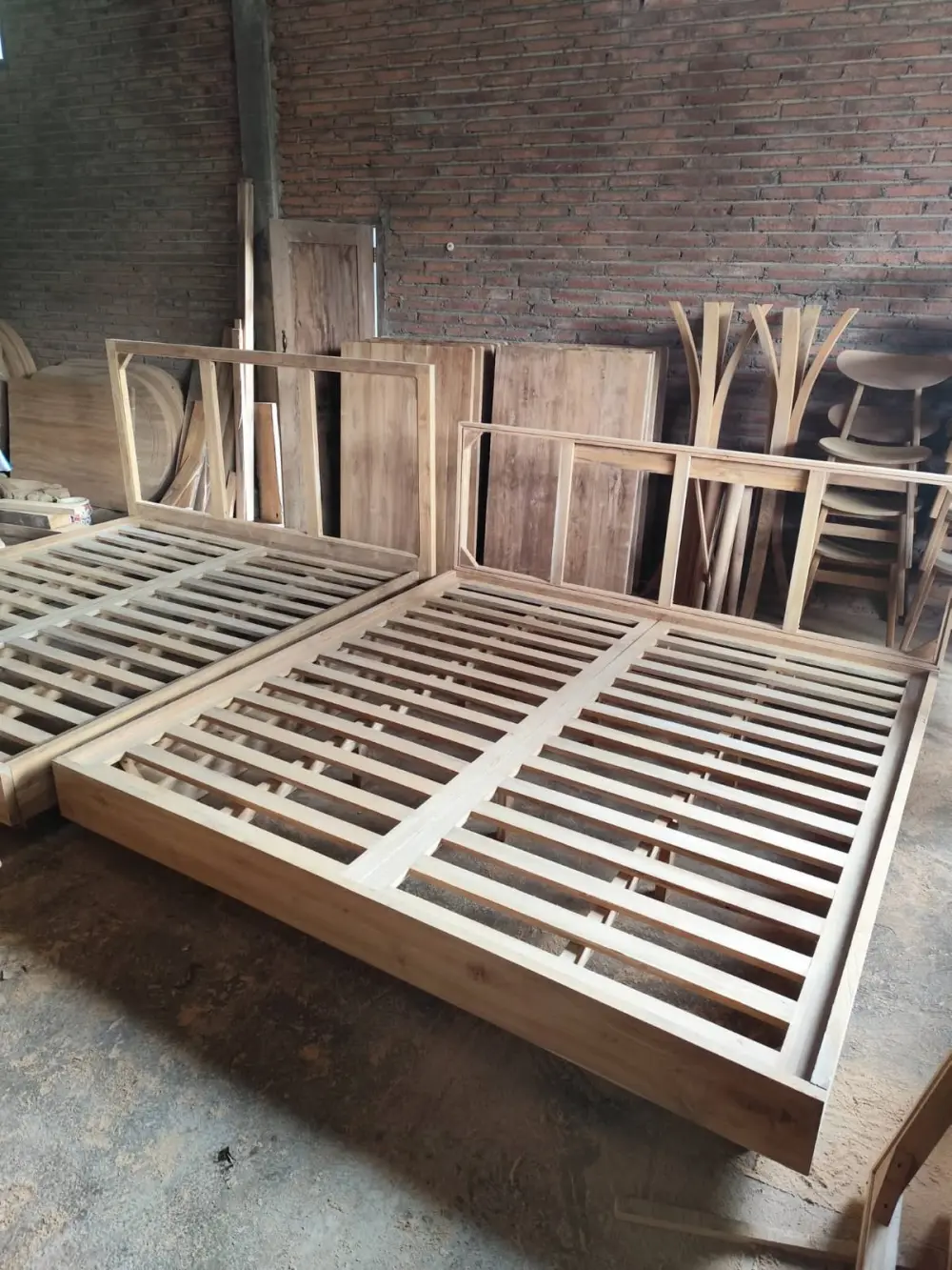 Tempat Tidur Minimalis Kayu Jati 180x200 cm  - dipan kayu jati