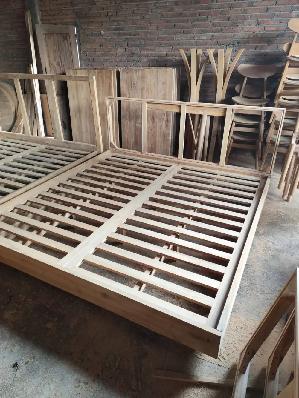 Tempat Tidur Minimalis Kayu Jati 180x200 cm  - dipan kayu jati
