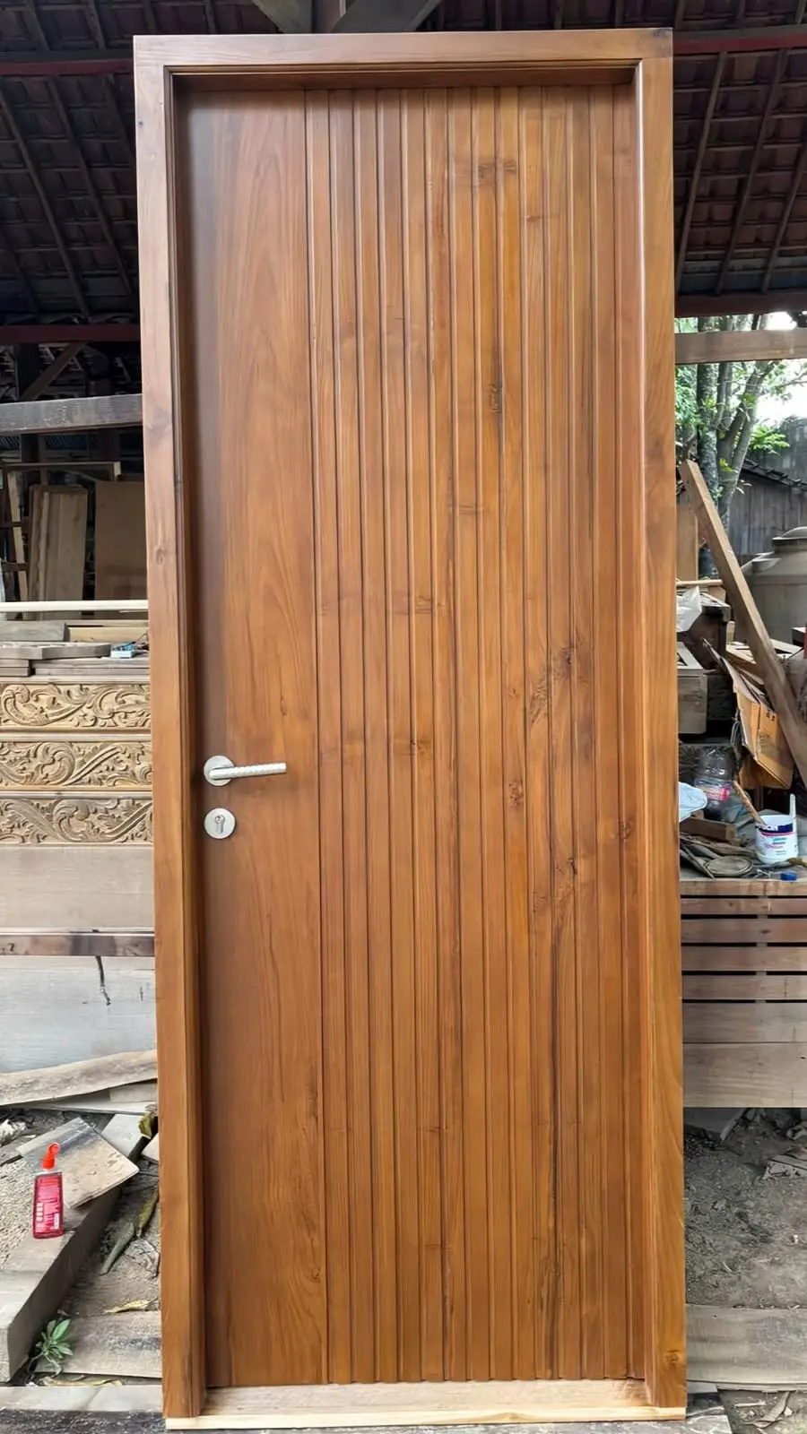 Kusen and Pintu jati Minimalis - Pintu & Kusen Jati Minimalis: Perpaduan Elegan Ukiran untuk Hunian Anda