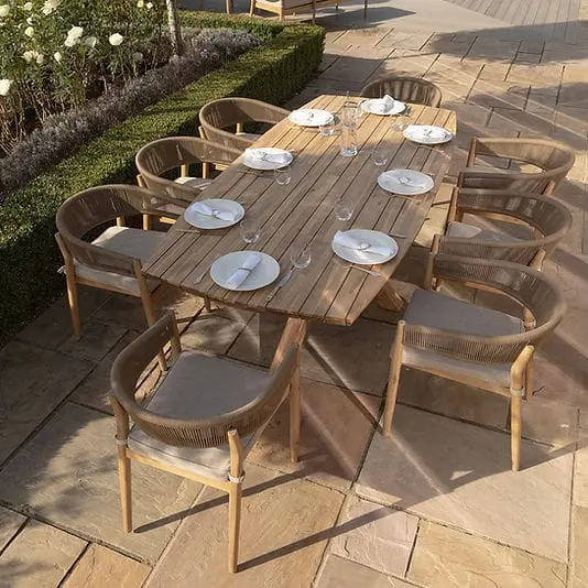 MEJA MAKAN OUTDOOR MINIMALIS SET 8 KURSI – KAYU NATURAL PREMIUM ESTETIK