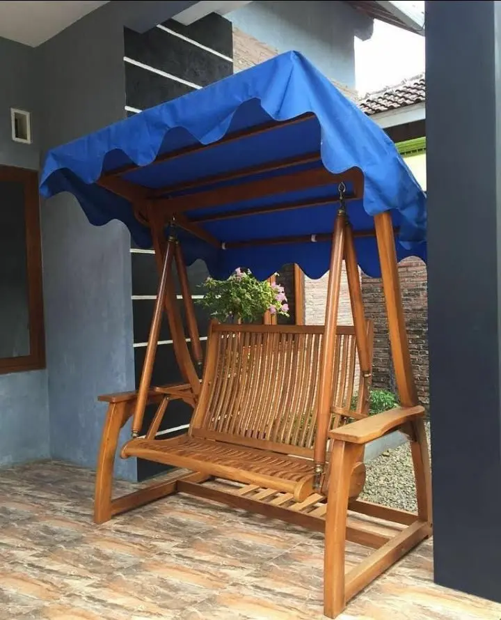 Ayunan Taman Kayu Jati Solid – Dudukan 150 cm (Model Minimalis Atap Kanopi)